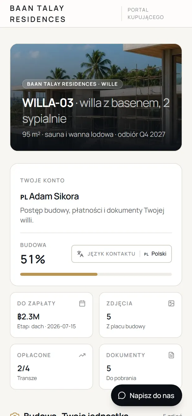 Kupujący sprawdza postępy i płatności w przykładowym portalu